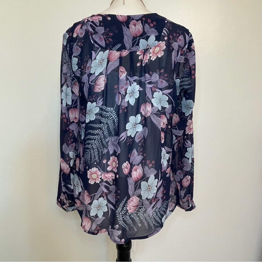 Urban Coco Semi-Sheer Navy Floral Print Blouse Women’s Medium Boho - Picture 3 of 10